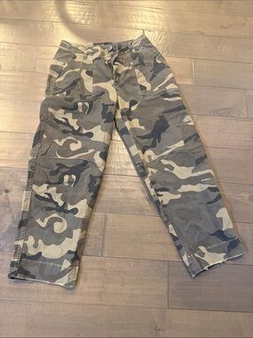Kut from the Kloth Women's Camo- Olive & Gray- Ashton Barrel leg